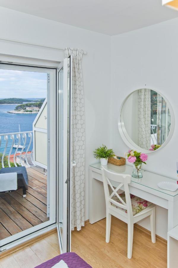 Rooms Carpe Diem Hvar Hvar Town Bagian luar foto