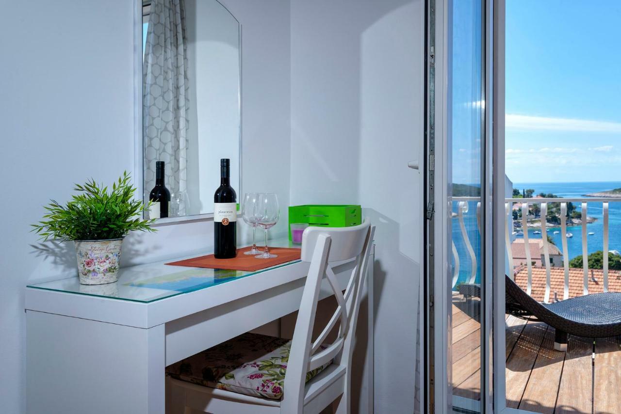Rooms Carpe Diem Hvar Hvar Town Bagian luar foto